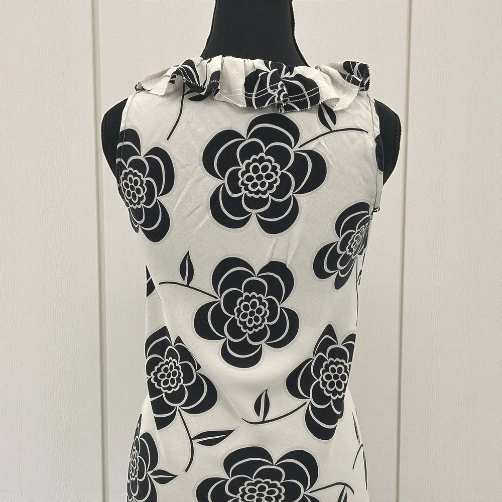 Tory Burch Silk Floral Ruffle Neck‎ Sleeveless Top Womens Size 4 Black White